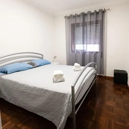 Daire Aveiro Cozy Eixo